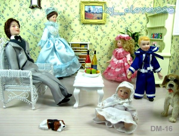 12 Dollhouse The Family Dad Mom Boy Girl Baby 5 Dolls  