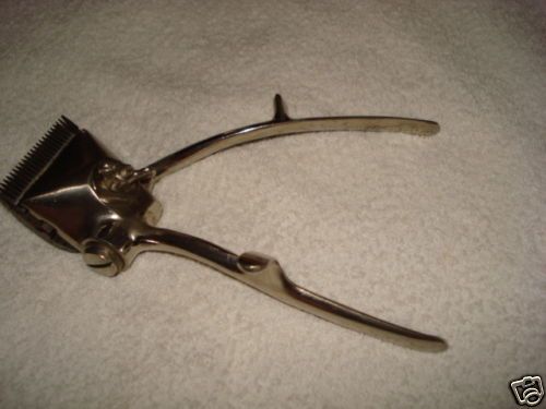 OLD COLLECTIBLE HAND HAIR CLIPPERS RARE  