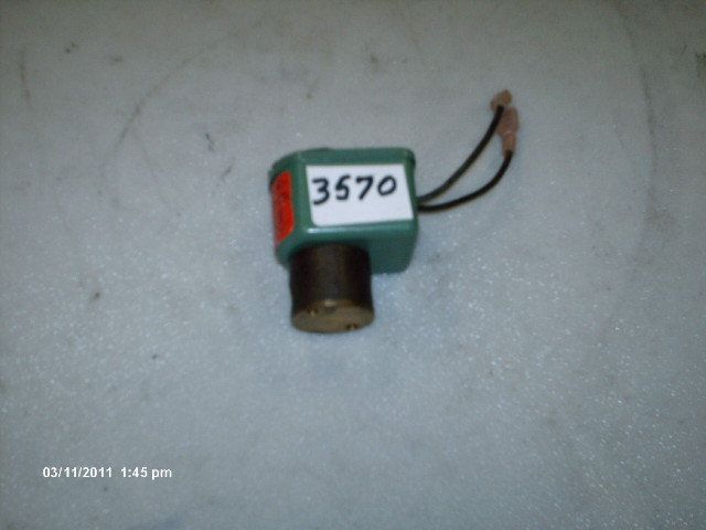 Asco Solenoid Valve #8262C2 120/60 2 Way 1/8 NPT N/C  